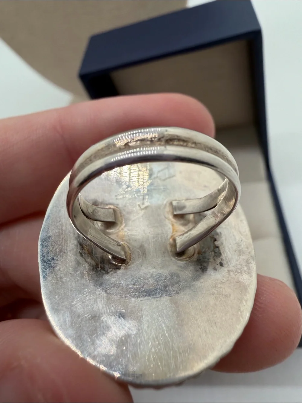 Vintage cardinal shell inlayed sterling ring size 5
